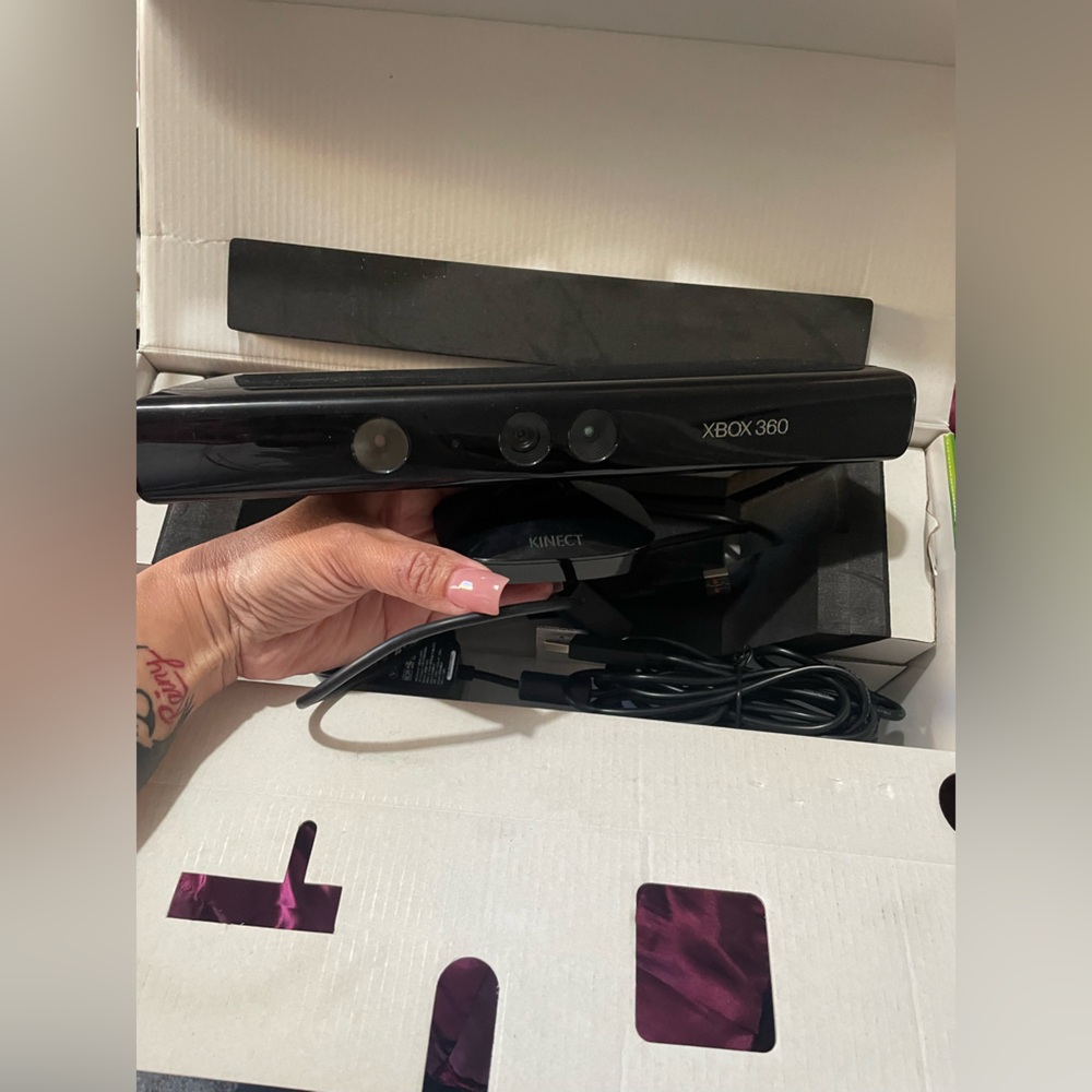 Xbox 360 Kinect Sensor